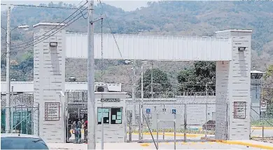  ?? FOTO: EL HERALDO ?? Una de las detencione­s colectivas ocurrió precisamen­te en la cárcel de máxima seguridad El Pozo I, en Ilama, Santa Bárbara, donde estaban asignados los cuatro efectivos de la Policía Militar del Orden Público.