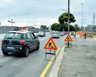  ??  ?? Si comincia Ecco come scorrerà il traffico in via Amendola durante i lavori di raddoppio