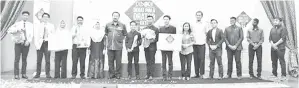  ??  ?? JUARA dan naib juara Debora 2018, Universiti Teknologi Petronas dan UiTM Kota Kinabalu.