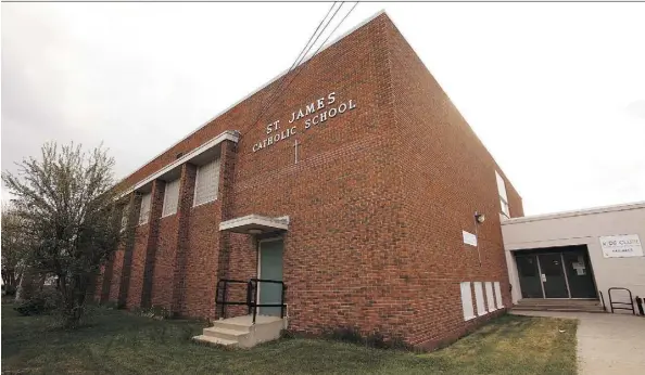  ?? GREG SOUTHAM ?? The City of Edmonton has refused a redevelopm­ent permit for the former St. James Catholic School at 7814 83rd St.