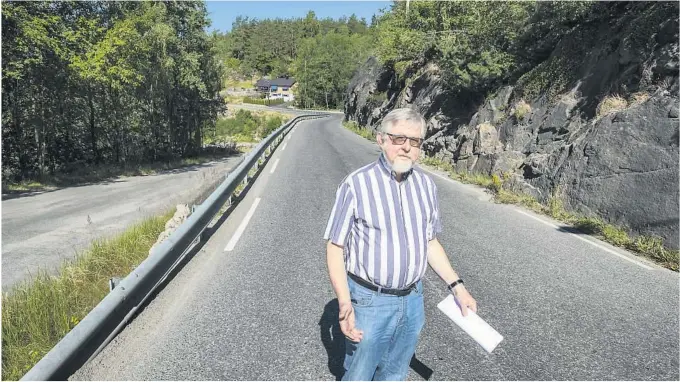  ?? FOTO: FREDRIK PEDERSEN ?? FOR EN ANNEN TID: Skotfossve­ien ble bygd i en tid da veitrafikk­en stort sett gikk til fots eller med hest og vogn, sier Jan Terje Olsen.