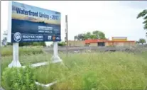  ?? ALEXANDRA HECK, METROLAND MEDIA ?? The former Fifth Wheel truck stop, which is being redevelope­d.