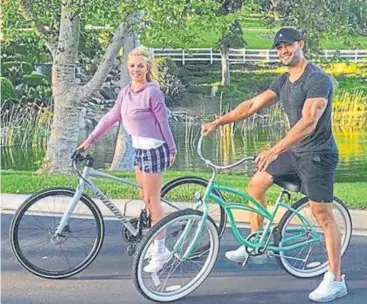  ?? PHOTO: INSTAGRAM/SAMASGHARI ?? Britney Spears and beau Sam Asghari have shared several workout clips on social media over the years