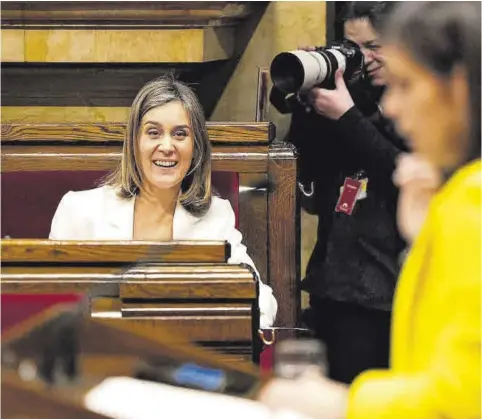  ?? ZOWY VOETEN ?? Jéssica Albiach, el pasado miércoles en el Parlamento de Cataluña.