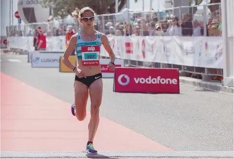  ??  ?? Jéssica Augusto funcionou como uma inesperada “lebre” na Meia Maratona de Lisboa