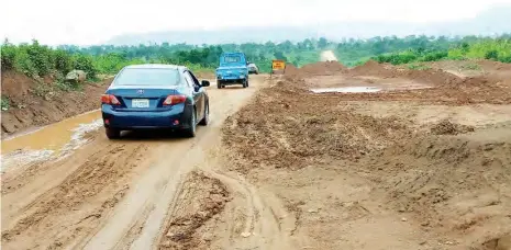  ??  ?? Part of the uncomplete­d 14 kilometer Pegi-Kuje road