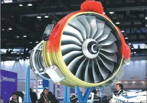  ?? LAN DI / FOR CHINA DAILY ?? The engine for the C919 is on display at an aero exhibition in Beijing.