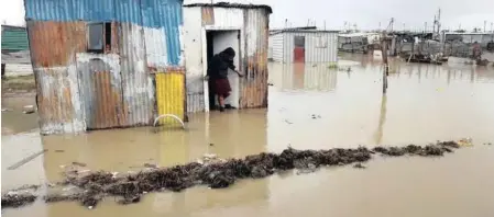  ?? PHANDO JIKELO/African ?? Heavy rains lashed the drought-stricken Cape Town area in June. | News Agency (ANA)