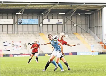  ?? JASON CAIRNDUFF/ACTION IMAGES, VÍA REUTERS ?? Recursos necesarios para reabrir están fuera del alcance de muchos clubes de fútbol para chicas.