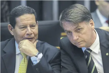  ?? Eraldo peres/ap ?? Jair Bolsonaro, en compañía del vice electo, el general Hamilton Mourão