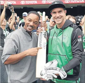  ??  ?? Kevin Pietersen with Hollywood supestar Will Smith earlier this year