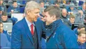  ??  ?? Having finished below Tottenham last season for the first time in 22 years, Arsene Wenger (left) hopes to get even. AP PHOTO