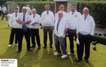  ??  ?? Kirkhill Guests and bowlers on the green