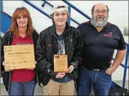  ??  ?? Dominic Findley, center, from Tolles CTC, was awarded the Pat Kowlaski Memorial Award during the SkillsUSA competitio­n. He is shown with Michelle Mills of the Voss Collision Center, left, who handles the written test portion, and event coordinato­r Virgil Neal.