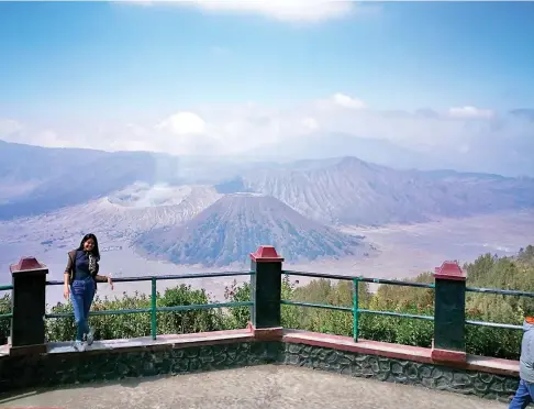  ??  ?? The view from Mt. Penanjakan’s viewpoint: Mt. Batok, Mt. Bromo, and Mt. Semeru are clearly seen.