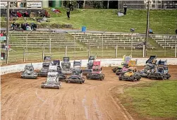  ?? CHRISTEL YARDLEY/STUFF ?? Friendship­s are left in the pits once racing begins in Huntly.