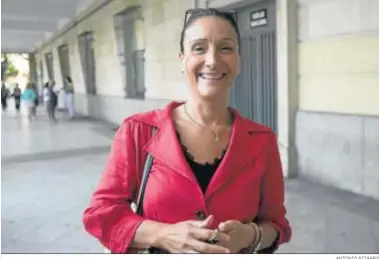  ?? ANTONIO PIZARRO ?? La juez de Instrucció­n número 6 de Sevilla, María Núñez Bolaños, en los juzgados de Sevilla.