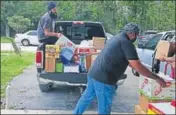  ??  ?? Houston Sikh community is delivering many trucks of supplies to victims, says FB post by the local Sikh National Center Gurdwara. ‘Thanks to all USA and Canada Sikh sangat (masses) who are sending all these supplies,’ says the post.