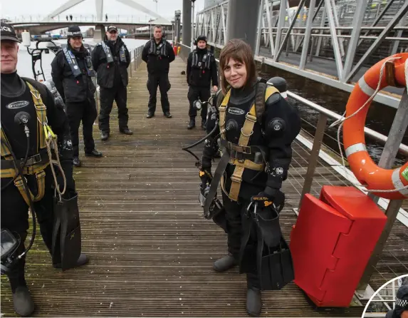  ?? ?? Diver Louise Muir in the water, and right, Robert McCallum on comms, while above, the whole team