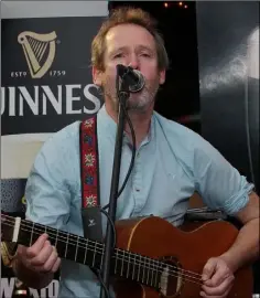  ??  ?? James McIntyre singing ‘Fire and Rain’ at the Singing Pubs in Kellys On The Corner.