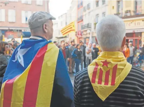  ?? ?? Acto de apoyo a la CUP para debatir sobre la independen­cia de Cataluña en Perpiñán (Francia) // EFE