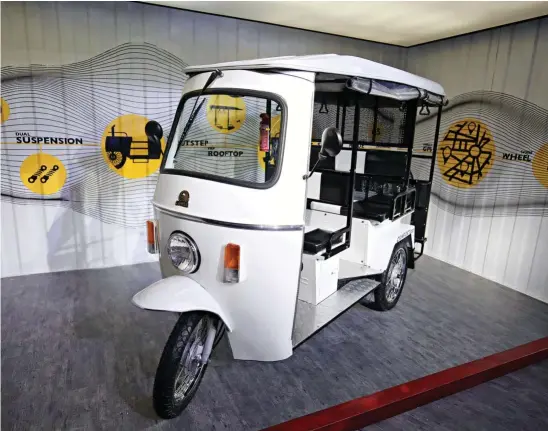  ??  ?? ⇩
The Comfort E-Auto HS electric three-wheeler.