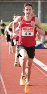  ??  ?? James Nolan won the Junior Men’s race in the DDAC Christmas 5K.