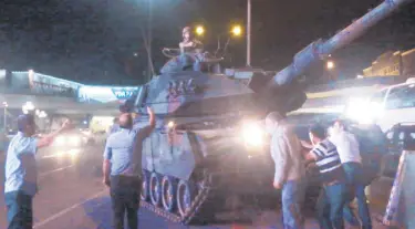  ??  ?? Tanks under the command of FETÖ members wreaked havoc in Ankara and Istanbul on July 15, 2016.