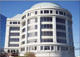  ?? Tyler Sizemore / Hearst Connecticu­t Media ?? Berkley Insurance Co.’s lease for about 63,000 square feet in the Metro Center office building at 1 Station Place in downtown Stamford represente­d the largest office lease signed in the third quarter of 2020 in Fairfield County, according to commercial real estate firm Newmark Knight Frank.