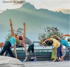  ??  ?? Séance de yoga