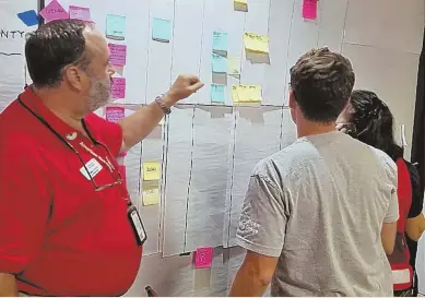  ?? COURTESY PHOTO ?? MASS. RESPONSE: Robert Picard, above left, works in Texas yesterday helping coordinate assistance to people displaced by flooding. Picard is with the American Red Cross of Massachuse­tts.