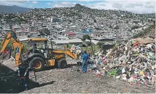  ?? FOTO: EFRAÍN SALGADO ?? Personal municipal realizó la limpieza con maquinaria.