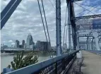  ?? ?? The Purple People Bridge offers a vantage point above the Ohio River.