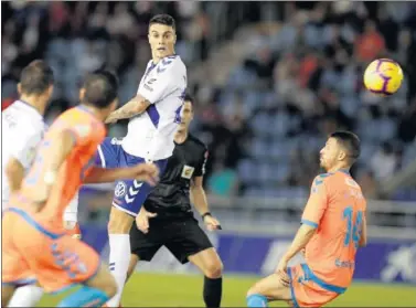  ??  ?? FELIZ. José Naranjo fue determinan­te ante el Rayo y consiguió su tercer gol de la campaña.