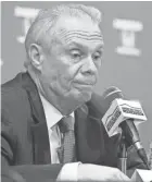  ??  ?? Wisconsin coach Bo Ryan announces his retirement as Wisconsin men’s basketball coach Dec, 15, 2015.