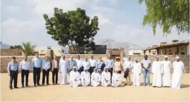  ?? WAM ?? ±
A diplomatic delegation from Latin America toured various heritage sites and attraction­s in the eastern enclave of Khorfakkan.
