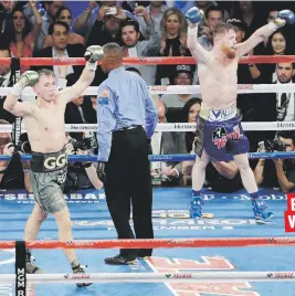  ??  ?? EN
VANO
Tanto Gennady Golovkin como Saúl ‘Canelo’ Álvarez levantaron los brazos en señal de victoria a la conclusión del combate del pasado sábado.