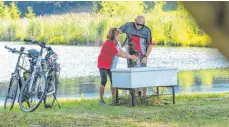  ?? FOTO: PADDY SCHMITT ?? Die Tourismus-Region Waldburg hat jetzt ihre lokalen Fahrradrou­ten neu aufgelegt.