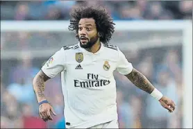  ?? FOTO: PERE PUNTÍ ?? Marcelo atraviesa uno de los peores momentos desde que está en el Real Madrid