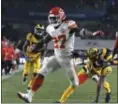  ?? MARCIO JOSE SANCHEZ — THE ASSOCIATED PRESS FILE ?? Former Chiefs running back Kareem Hunt (27), who is on the NFL’s exempt list for a video of him pushing and kicking a woman, was signed by the Browns on Monday.