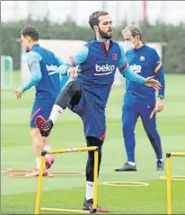  ?? FOTO: FCB ?? Miralem Pjanic, en el entrenamie­nto de ayer