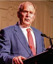  ?? Gary Fountain / Contributo­r ?? Former President George W. Bush addresses the crowd at the Celebratio­n of Reading gathering.