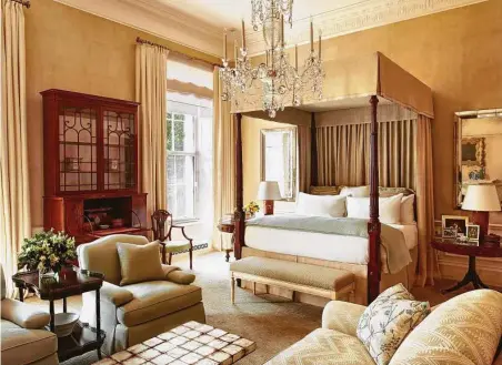 ?? Michael Mundy ?? The Obamas’ bedroom at the White House is featured in designer Michael S. Smith’s new book, “Designing History.”