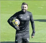  ??  ?? Eder Sarabia, el segundo entrenador del Barça