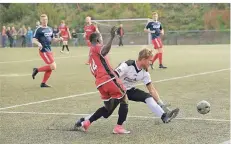  ?? RP-FOTO: GOTTFRIED EVERS ?? Keeper Kevin Verhoeven (rechts) will mit der FC-Reserve im Heimspiel gegen SV Vrasselt wichtige Punkte sammeln.