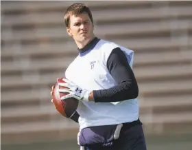  ?? Dougal Brownlie / Associated Press ?? Tom Brady and the Patriots spent the week practicing at the U.S. Air Force Academy in Colorado Springs, acclimatin­g to altitude similar to Mexico City’s.