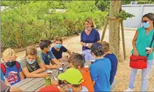  ??  ?? un convivial goûter (photo mairie le soler)