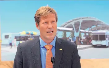  ?? GREG SORBER/JOURNAL ?? Mayor Tim Keller says Tuesday that the federal government will provide $75 million to the city for the Albuquerqu­e Rapid Transit project.