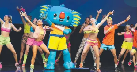  ?? Picture: GLENN HAMPSON ?? Mascot Borobi will get to dance as the Gold Coast hands over the Games baton to Burmingham for 2022.