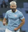  ??  ?? 0 Sergio Aguero after scoring from the penalty spot